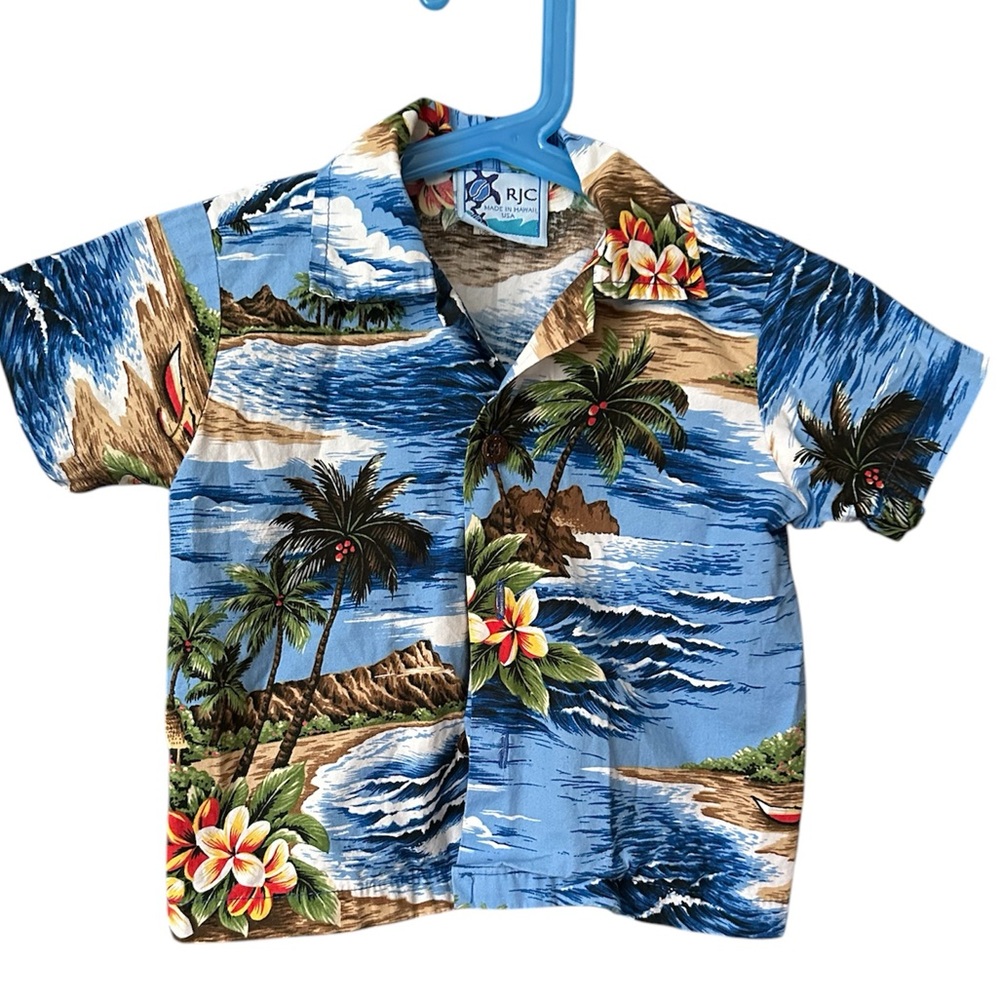 Hawaiian Shirt and Shorts - Made in Hawaii